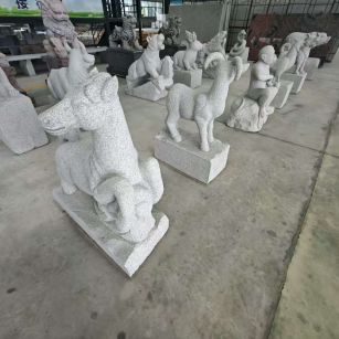 九江 芝麻白花岗岩造型立体雕刻——十二生肖