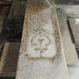 九江 黄金麻花岗岩异形加工雕刻栏杆大柱