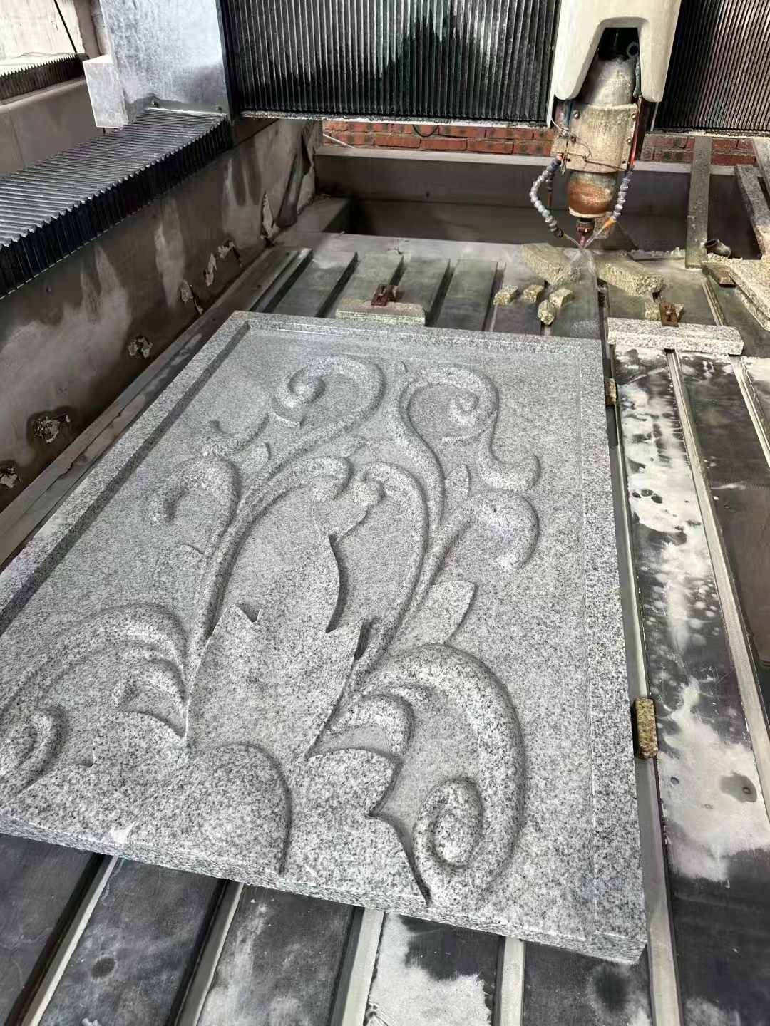 九江 白麻别墅干挂雕花板