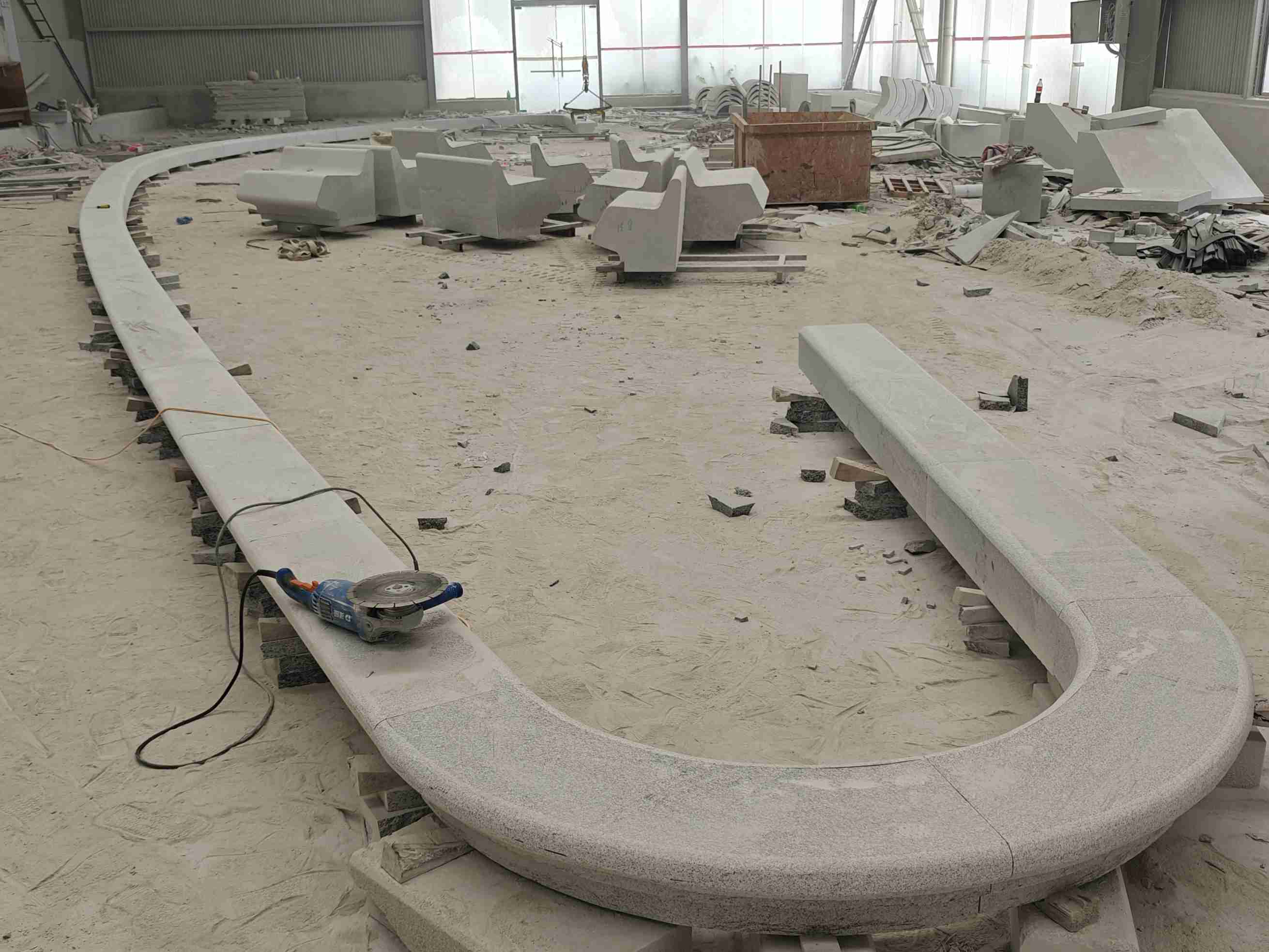 九江 芝麻白花岗岩弧形花坛石，坐凳石