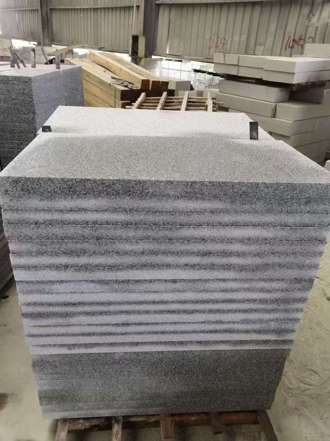 九江 芝麻白5公分火烧地铺成品，900*400，规格可定制