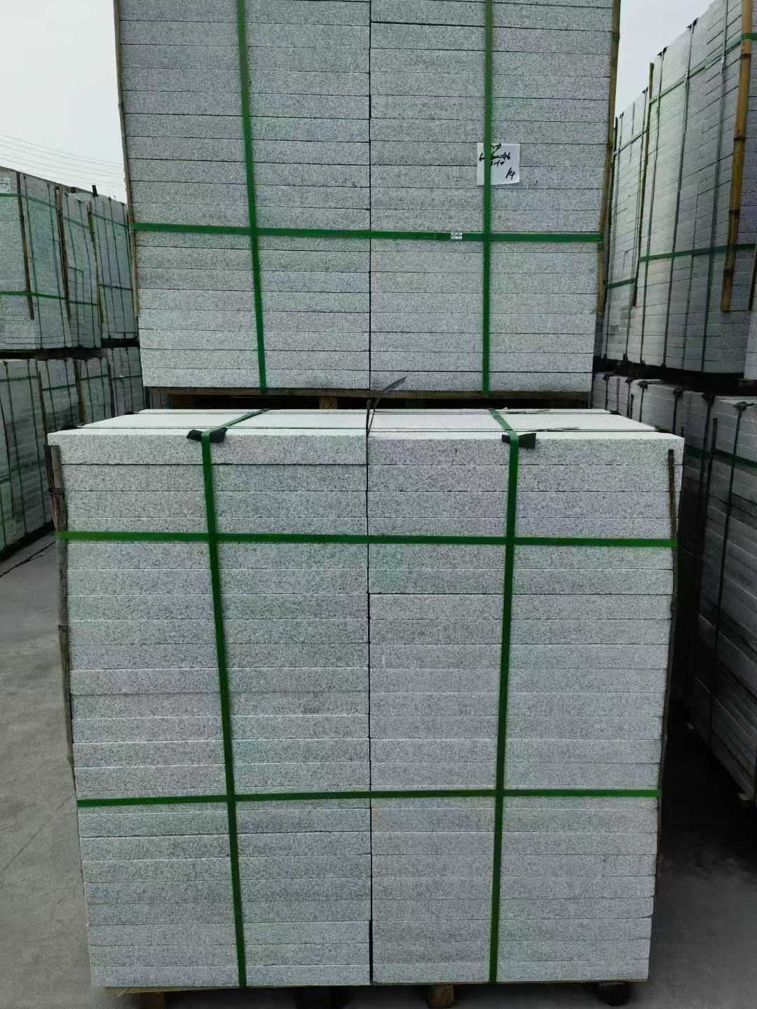 九江 芝麻白火烧，园林广场市政工程地铺石，1.8~5.0厚均有现货