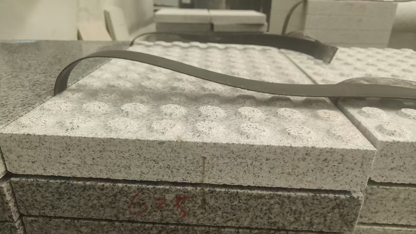 九江 芝麻白花岗岩6.0公分荔枝面五轴加工雕刻盲点