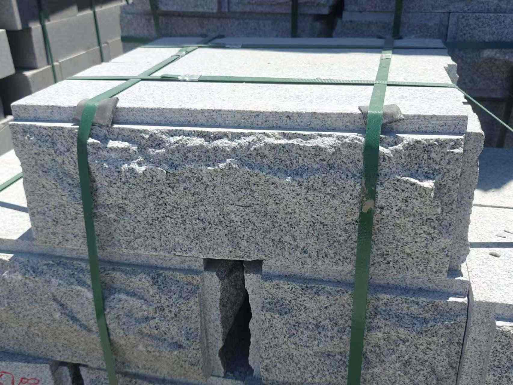 九江 芝麻白花岗岩自然面成品