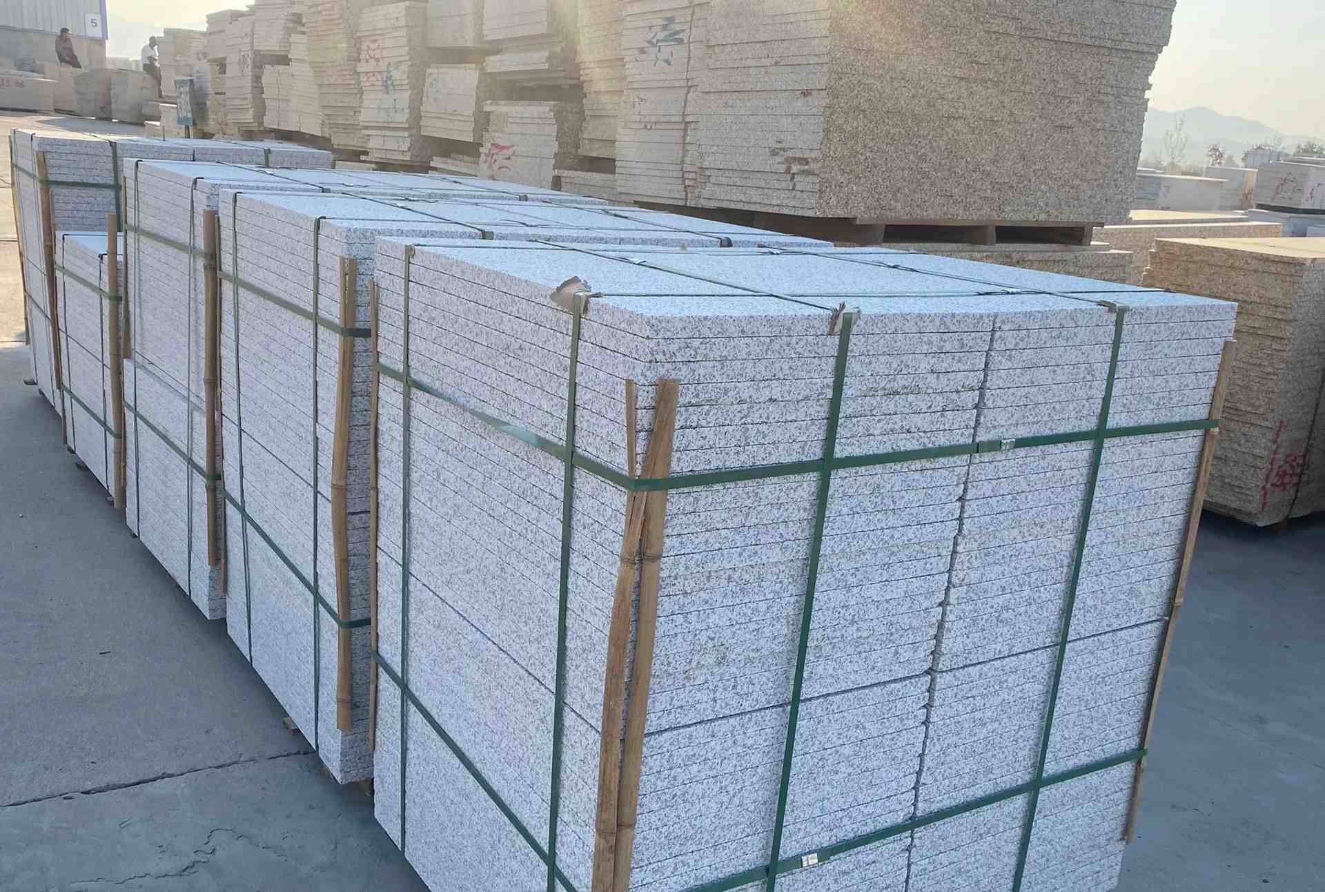 九江 白麻花岗岩荔枝面地铺石