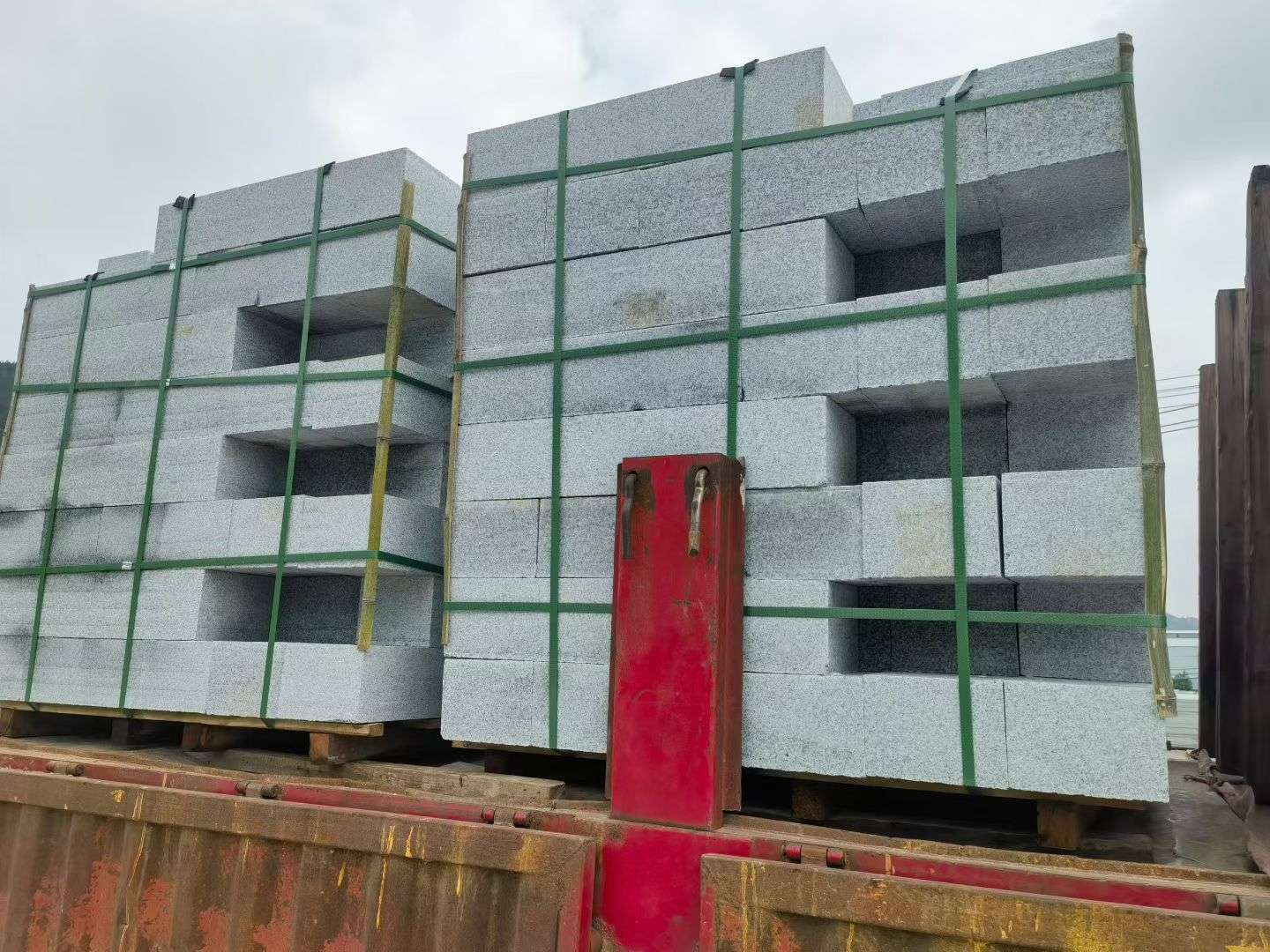 九江 芝麻白花岗岩路沿石，平石，路侧石，马路牙子，路缘石，立缘石，平缘石等