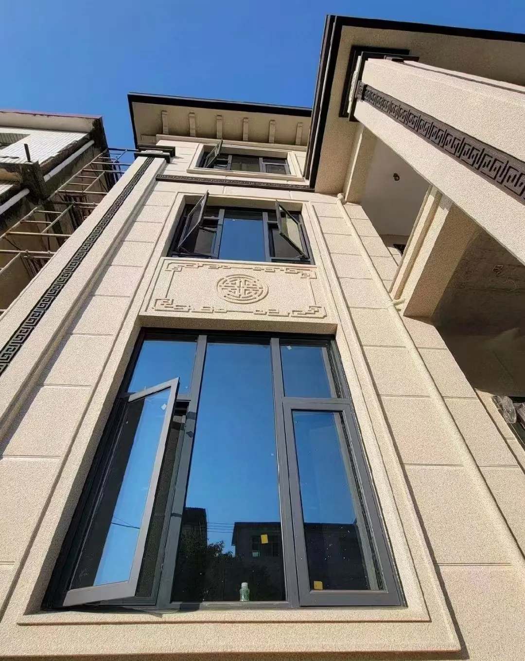 九江 黄金麻荔枝面别墅外墙干挂效果展示