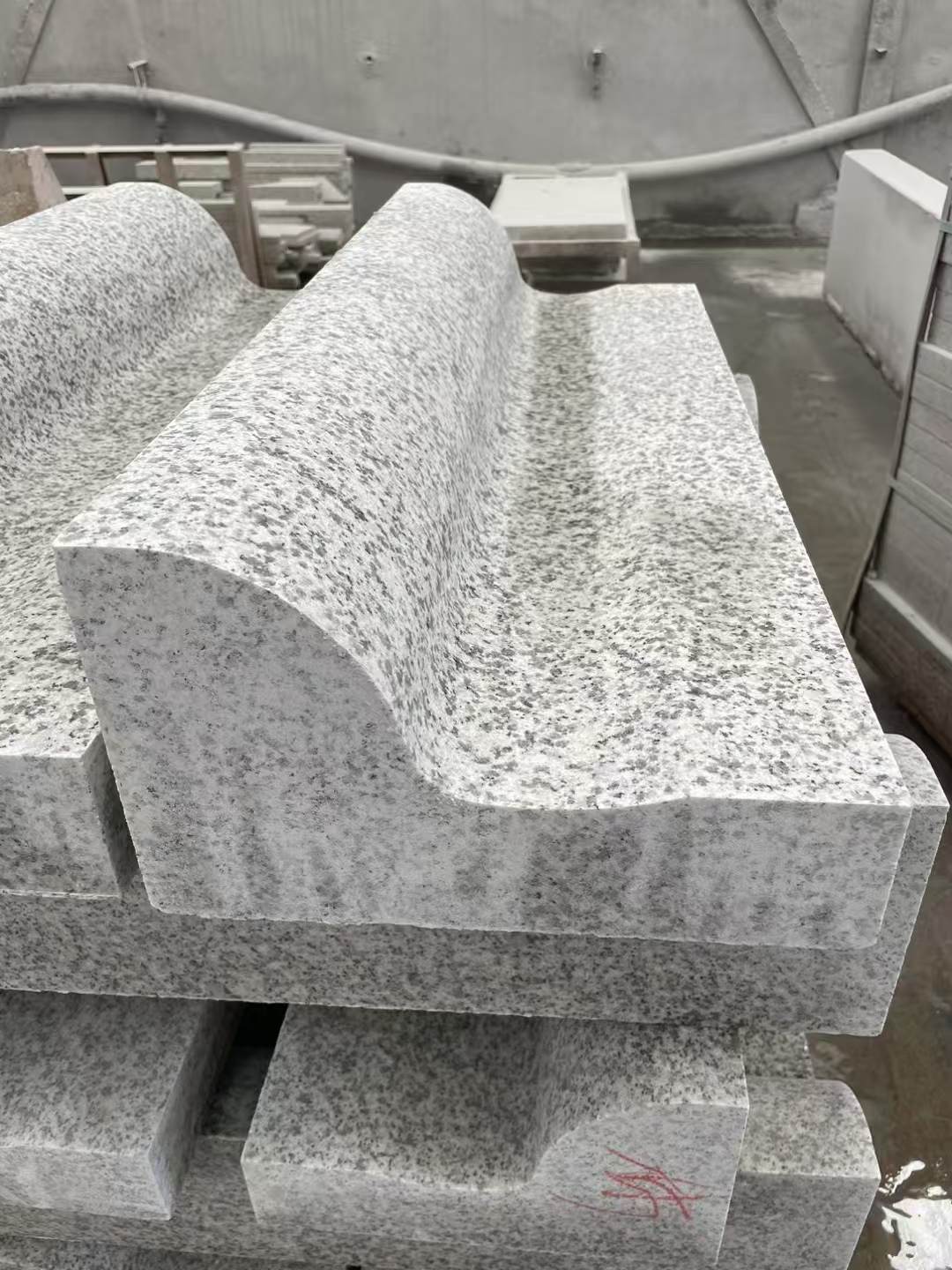 九江 白麻花岗岩S型路沿石，路侧石，马路牙子等